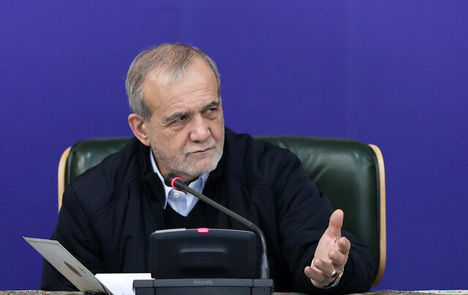 پزشکیان: رانندگان، قهرمانان بی‌ادعای جاده‌ها هستند