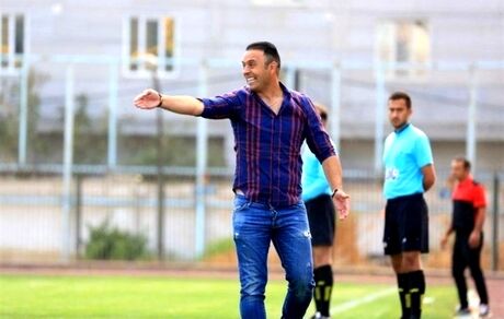 مدافع پیشین استقلال: به وزیر گفتم پرسپولیسی باش ولی نشان نده