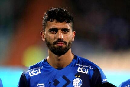 مدافع استقلال امشب به قطر می‌رسد