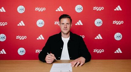 گلر بارسلونا به آژاکس پیوست