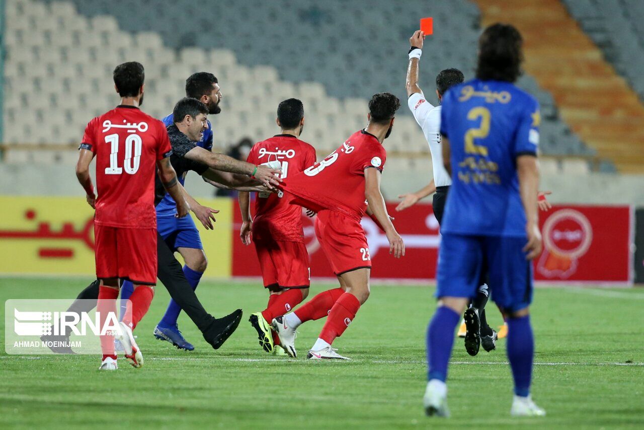 شهرآورد ۹۵ "برد پرسپولیس و جنجال دقیقه نودی"