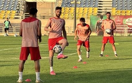 مهاجم پرسپولیس قراردادش را فسخ کرد