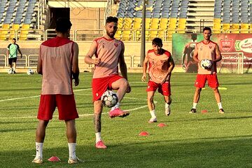 مهاجم پرسپولیس قراردادش را فسخ کرد