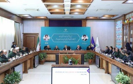 رییس جمهور: راهی جز انتقال مرکزیت اقتصادی و سیاسی به نزدیکی آب‌های جنوب کشور نداریم