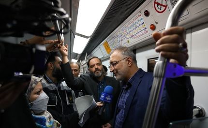 زاکانی از تحویل اولین رام قطار چینی برای ورود به ایران خبرداد