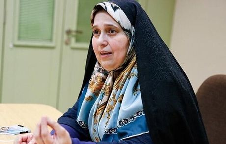 پروانه سلحشوری: اگر استعفا داده بودم آیا می‌توانستم نطق دو روز اخیر را بدهم؟