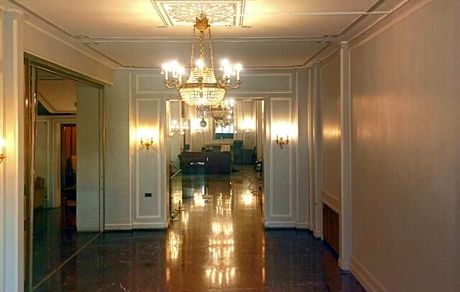 اعلام دلیل خالی شدن تالارهای کاخ نیاوران