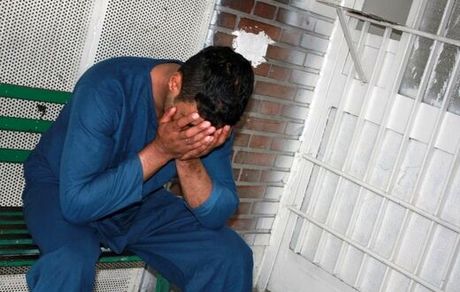 اخاذی از زن جوان با عکس خصوصی