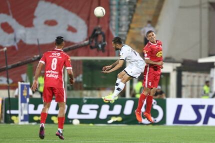 پرسپولیس ۱۰ نفره با پیکان به قهرمانی امیدوار شد