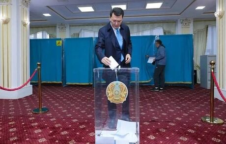 قزاقستان برای احداث نیروگاه هسته‌ای همه‌پرسی برگزار کرد