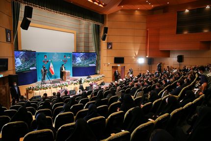 قول رئیس جمهور: احیای دریاچه ارومیه از اولویت‌های سفر بنده به آذربایجان‌غربی است