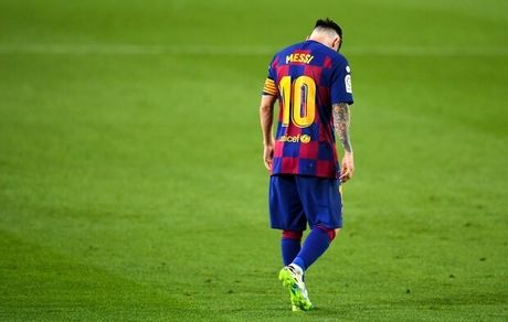 لیونل مسی: خسته شدم، من مشکل همه هستم!