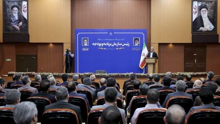 تحول در نگرش و عملکرد سازمان برنامه و بودجه گره‌گشای مشکلات خواهد بود