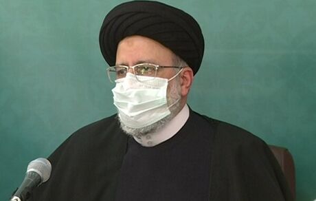 حاج قاسم در کار دیپلماسی انقلابی اثربخش، گره‌گشای در میدان بود