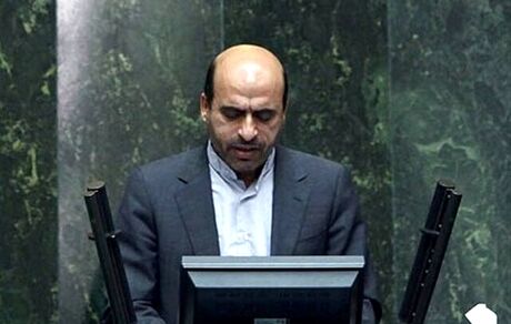 مجلس تبدیل وضعیت نیروهای شرکتی، قراردادی و حجمی را با جدیت دنبال می‌کند