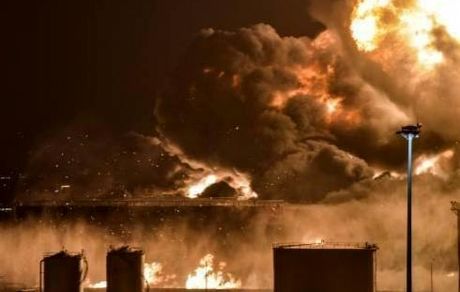 تاسیسات نفتی آرامکو در آتش سوخت
