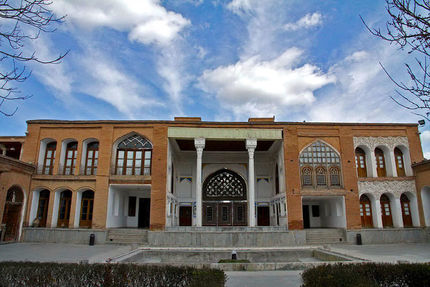 بناهای تاریخی استان کردستان به بخش خصوصی واگذار می‌شود