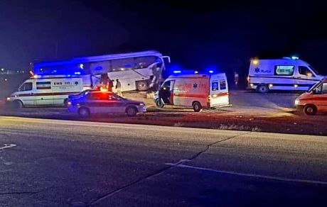 مصدومیت ۹ نفر در حادثه انحراف اتوبوس در رفسنجان