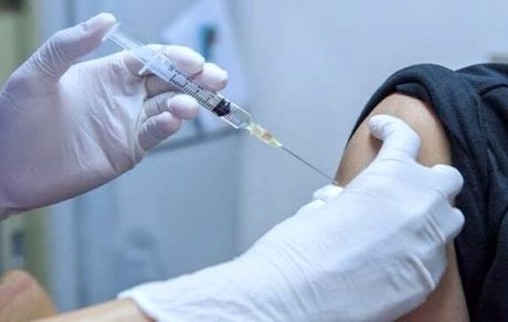 آغاز واکسیناسیون ۳۲ هزار خبرنگار از امروز