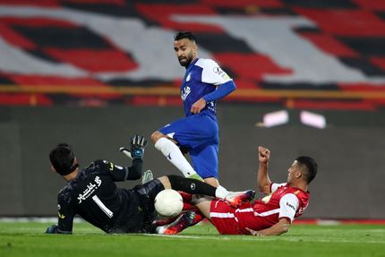 دربی ۹۹ برنده نداشت / زور استقلال و پرسپولیس به هم نرسید