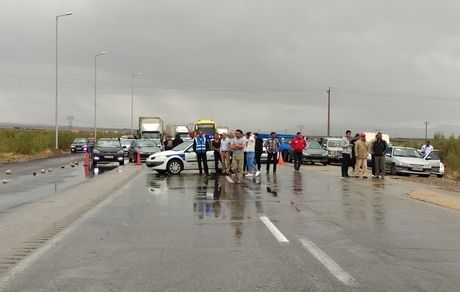 جاده مهم ترانزیتی شرق کشور بدلیل سیل مسدود شد
