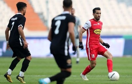 ستاره پرسپولیس در آستانه محرومیت