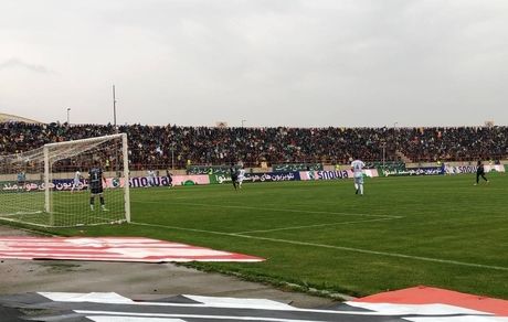 استقلال در قزوین، صدر جدول را به پرسپولیس تعارف کرد