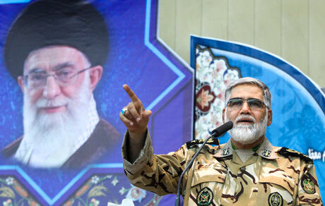 سرتیپ پوردستان: تمامی حرکات دشمنان در مرزها و منطقه رصد می‌شود