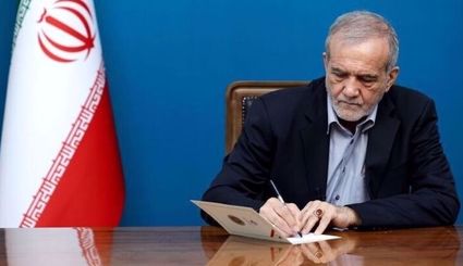 پیام رئیس جمهور به مناسبت روز کارگر: عزم دولت برای صیانت از حقوق، امنیت شغلی و بهبود معیشت کارگران 