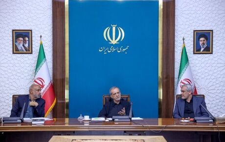 رئیس جمهور: معیشت مردم دغدغه اصلی است