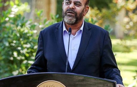 رستم بالاخره رفت / رئیس جمهور با استعفای قاسمی وزیر راه موافقت کرد