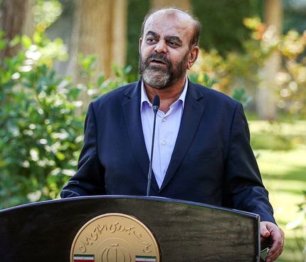 رستم بالاخره رفت / رئیس جمهور با استعفای قاسمی وزیر راه موافقت کرد