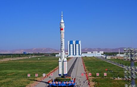 چین در شرف پرتاب ماموریت شنژو-۱۴