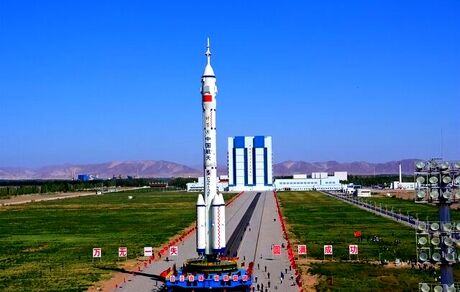 چین در شرف پرتاب ماموریت شنژو-۱۴
