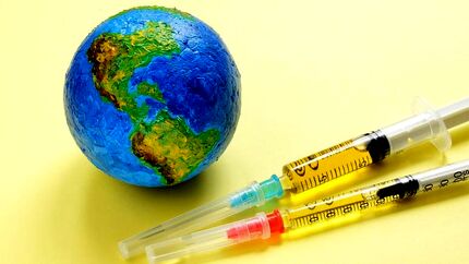 این ۶ کشور به گردشگران واکسن کرونا می‌زنند