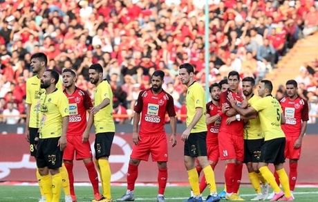 پرسپولیس ۳ بر صفر شدن نتیجه بازی با سپاهان را خواستار شد