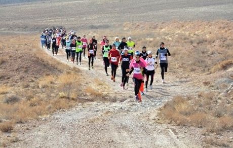 همدان میزبان دوی صحرانوردی بانوان کشور شد
