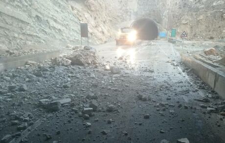 ۱۲ مصدوم در ریزش داربست تونل آزادراه تهران شمال