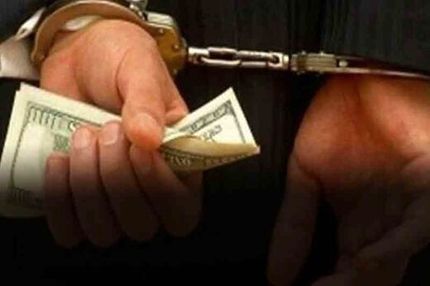 کشف ۲۰۸ هزار دلار قاچاق در ایستگاه راه آهن نیشابور