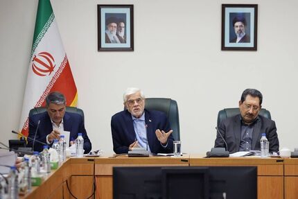 عارف: توسعه همکاری با کشورهای قاره آفریقا باید دغدغه ملی شود