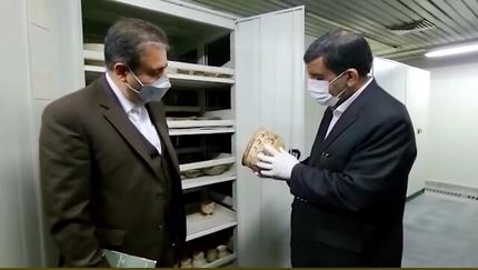 ۳ میلیون شیء تاریخی پشت درهای بسته/ بازدید ضرغامی از مخزن موزه ملی