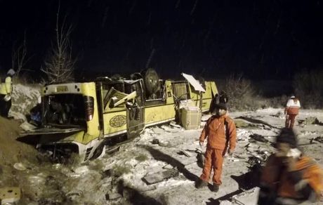 شمار کشته شدگان واژگونی اتوبوس در جاده زنجان به ۹ نفر رسید