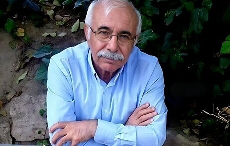 شاعر معروف درگذشت