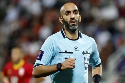 داور بازی ایران و قطر، دیدار سپاهان الهلال را سوت می‌زند