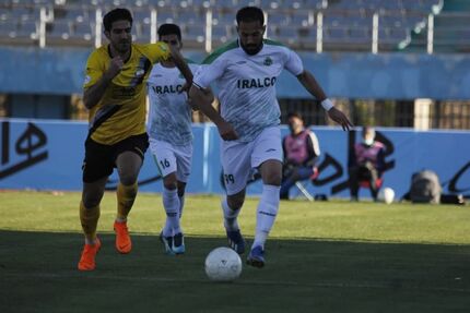 سپاهان با برد پرگل، با پرسپولیس هم‌امتیاز شد / تراکتور هم برد