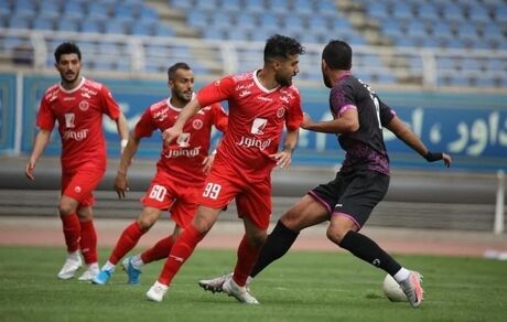حواشی عجیب بازی مشهد بین پرسپولیس و پدیده