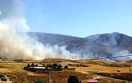مهار آتش‌سوزی گسترده در مزارع گندم شهرستان چوار
