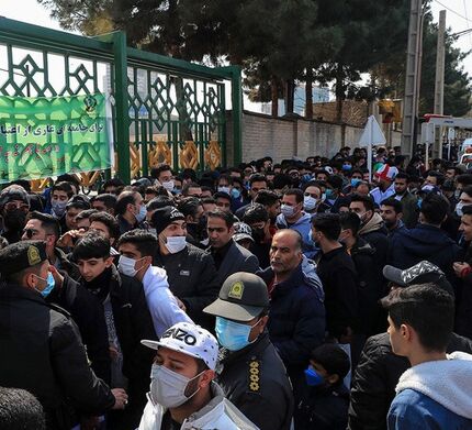 فرماندار مشهد بخاطر اتفاقات عجیب و دور از انتظار میزبانی بازی تیم ملی عذرخواهی کرد
