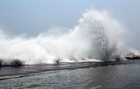 هشدار هواشناسی: رگبار و رعدوبرق در برخی استان‌ها/ وزش تندباد لحظه‌ای در مناطق ساحلی و فراساحل