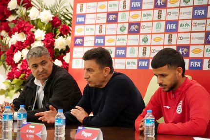 انتقاد قلعه‌نویی از زمین چمن عشق آباد: فیفا و AFC باید رسیدگی کنند